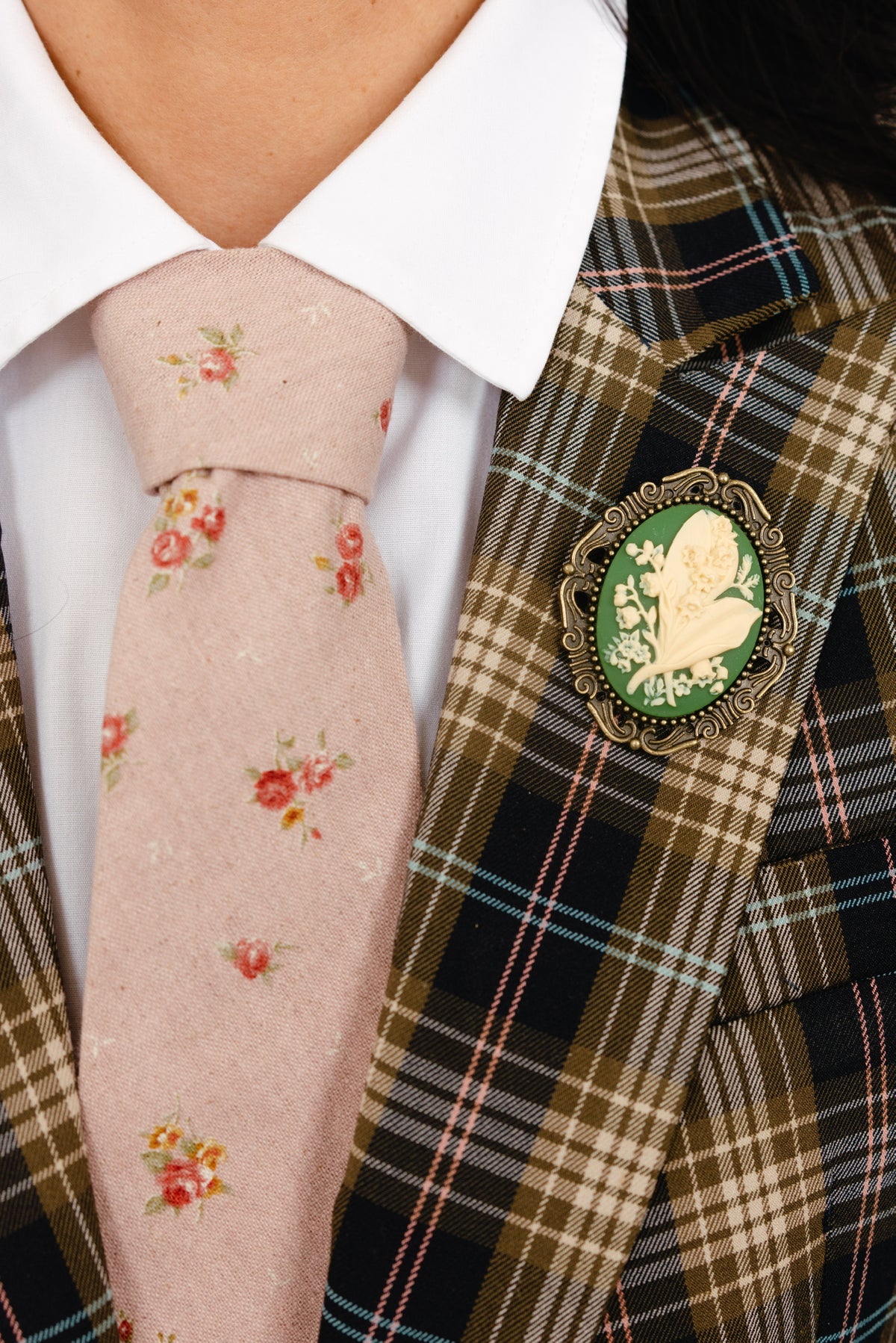 The Lily Brooch